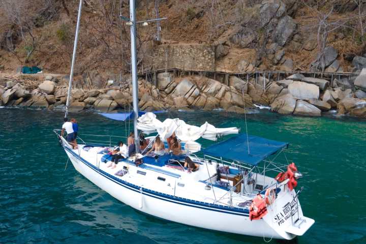 a small boat in a body of water