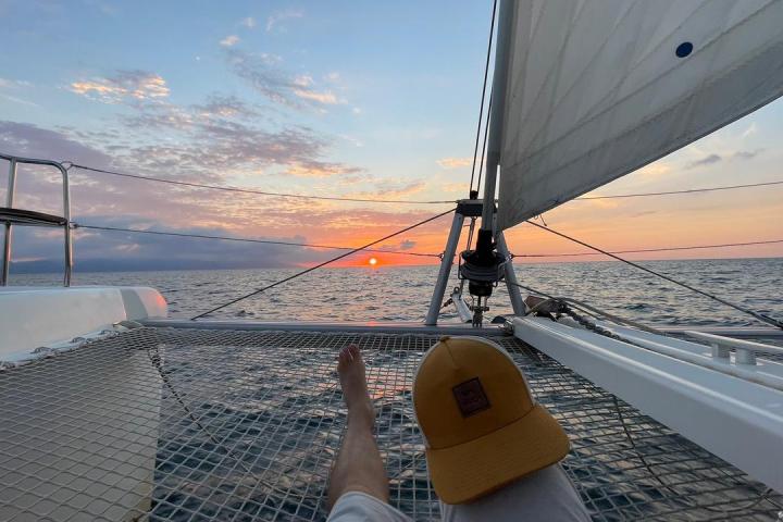 a boat sitting on top of a beach