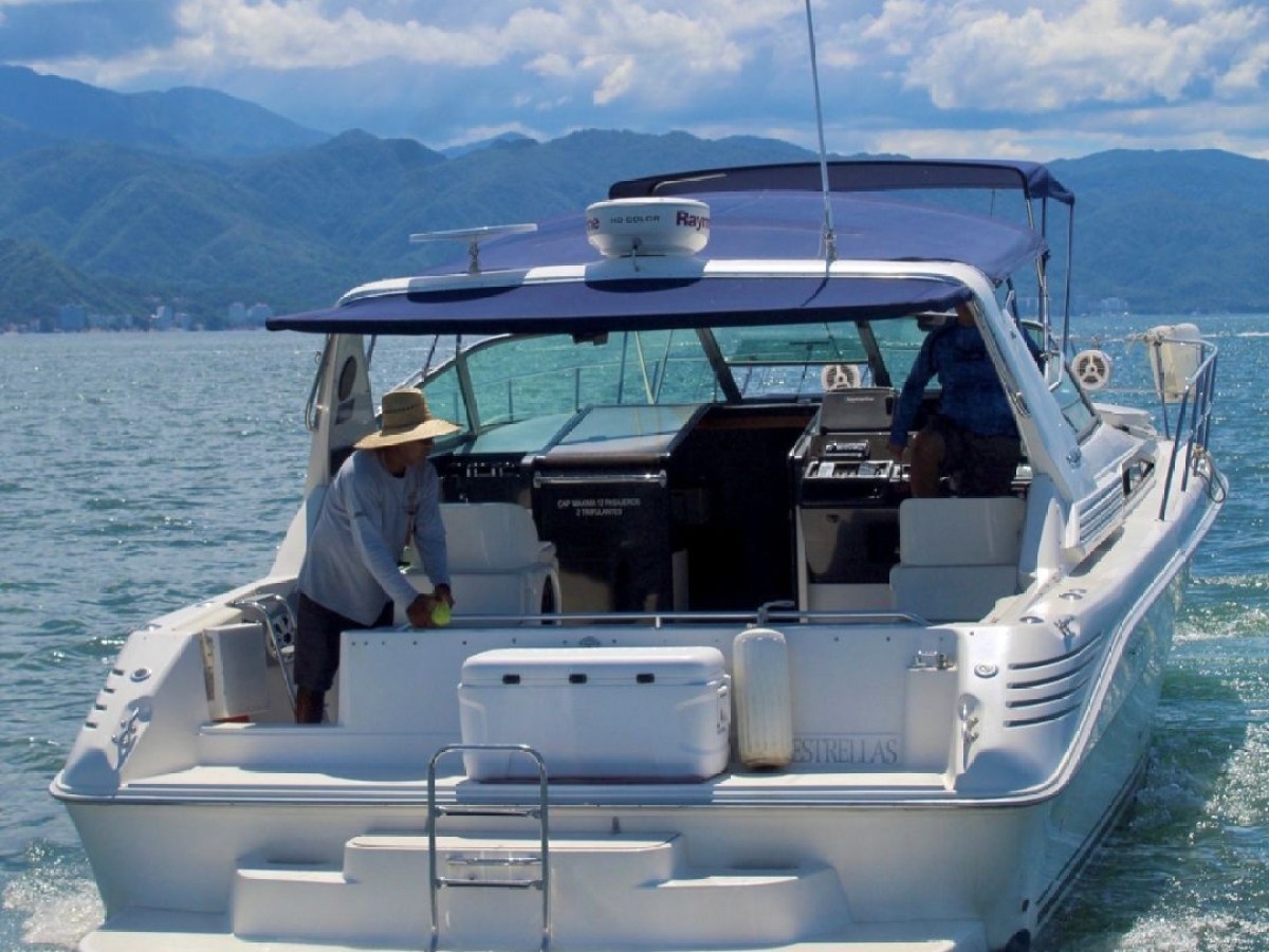 a small boat in a body of water