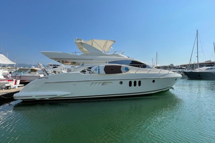 a boat that is floating in the water