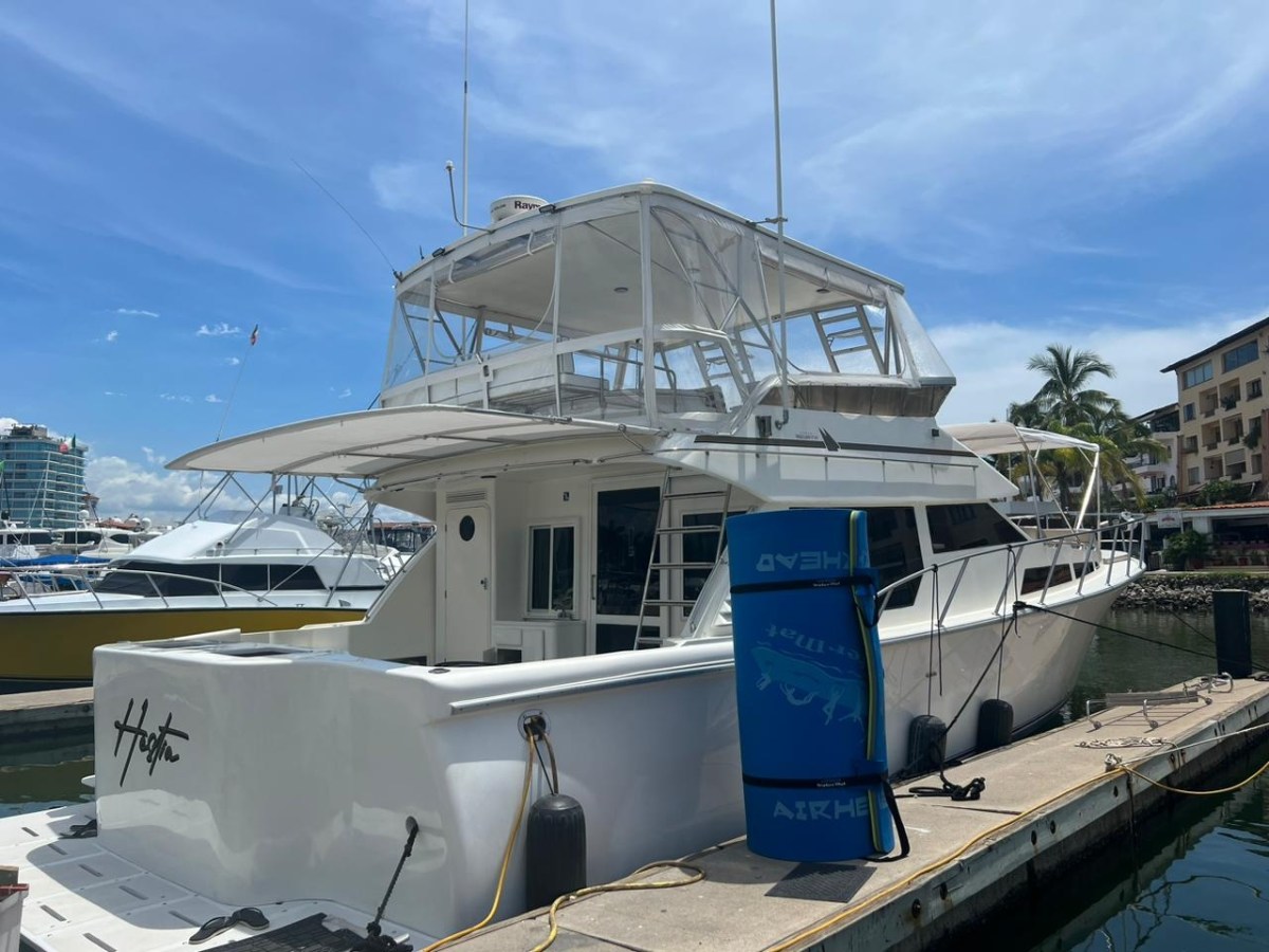 a boat sitting on top of a building