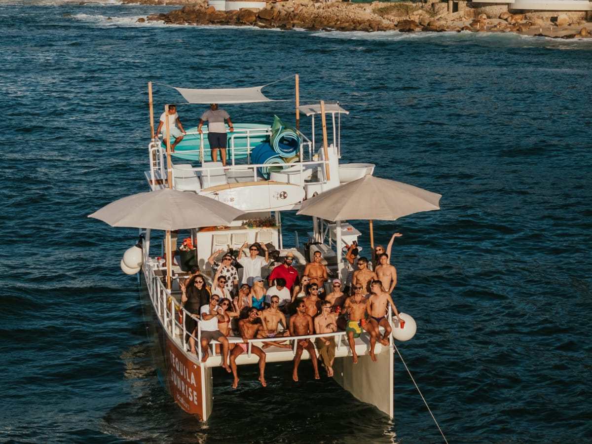 a small boat in a body of water